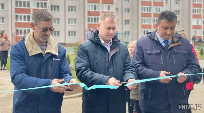 Торжественное открытие нового многоквартирного жилого дома. Полыковичи, Могилевский район. 4.11.2022 г. Фото: pniva.by