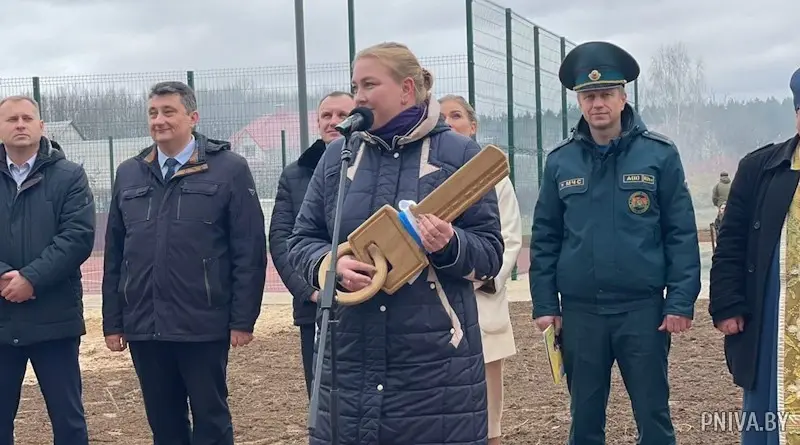 Торжественное открытие нового многоквартирного жилого дома. Полыковичи, Могилевский район. 4.11.2022 г. Фото: pniva.by