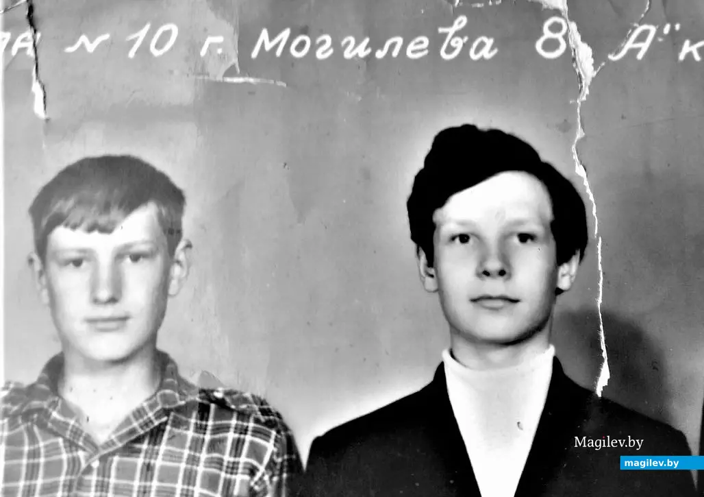 Владимир Бельский (слева) и Борис Моисеев. Могилев, 1970 год.