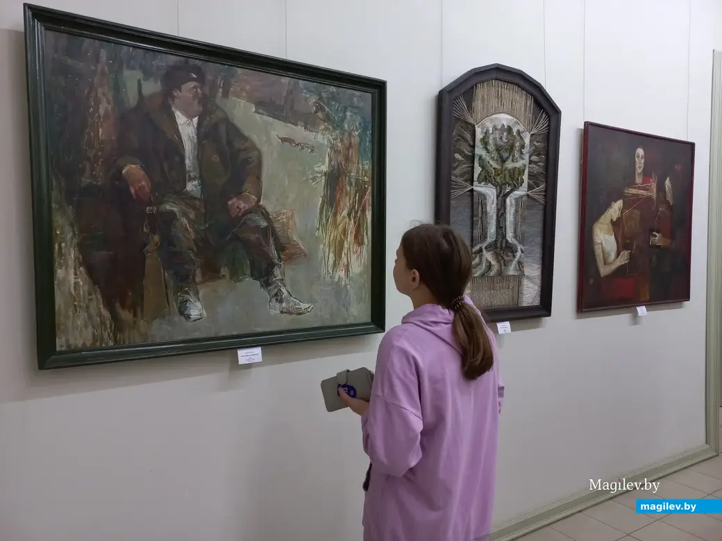 На днях в музее Павла Масленикова открылась выставка «Три четвертых столетия». Фото Евгения Буловы