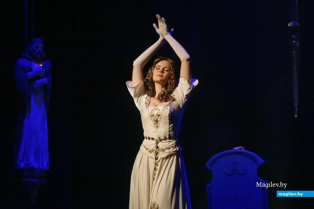 Национальный академический театр имени Янки Купалы. «Чорная панна Нясвіжа» Алексея Дударева.