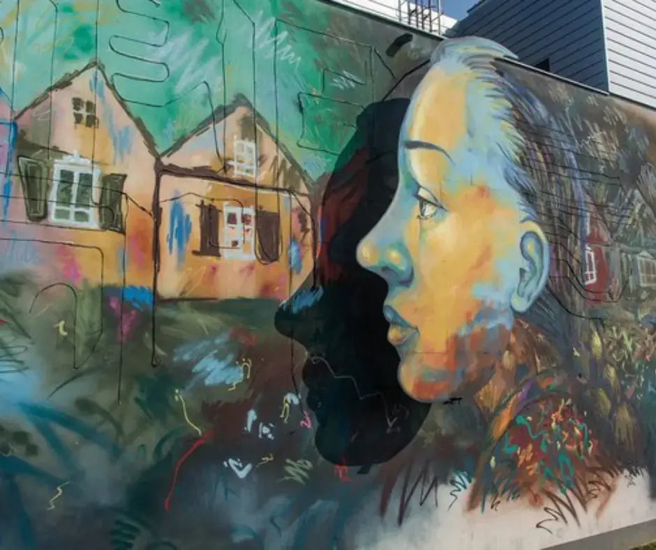 Белосток. Один из рисунков на туристической тропе муралов. Фото: polsha24.com.