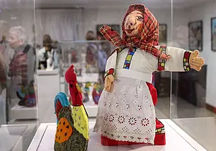 Живопись, вышивка, аппликация, игрушки