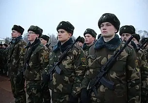 Более 6 тысяч новобранцев принимают в Беларуси присягу в субботу, 19 ноября