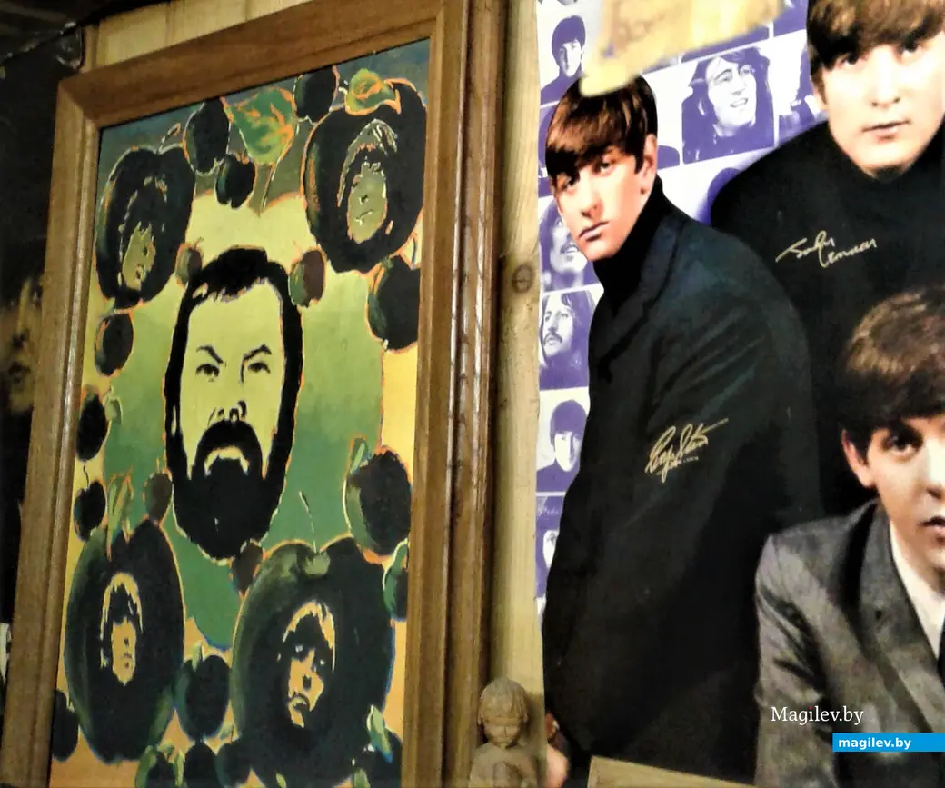 Портрет старого товарища (слева), автор – Владимир Кутузов. Могилев, Папенка, 2014 год.