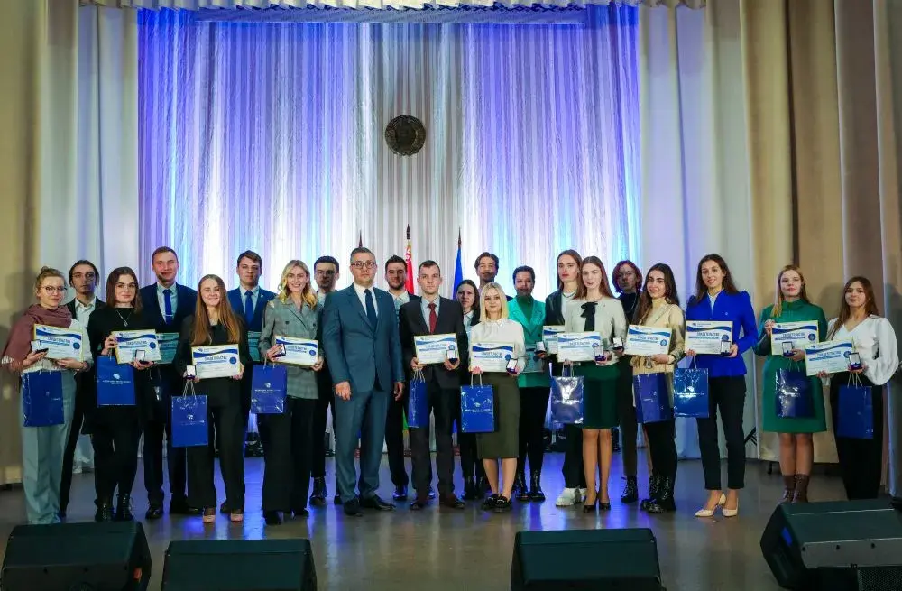 Чествование лауреатов стипендии ФПБ среди студенческой и учащейся молодежи .Ноябрь 2022 г. Фото с официального сайт БГСХА