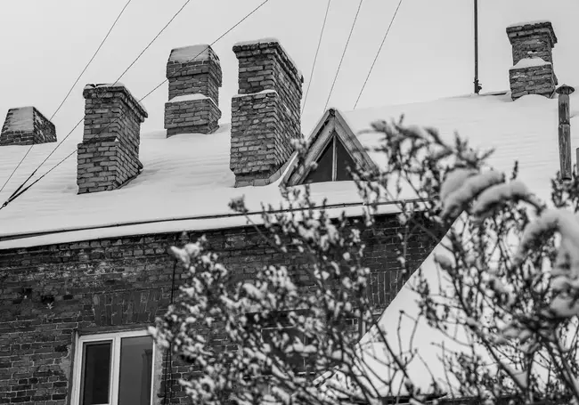 МЧС: очищайте кровли от снега во избежание несчастных случаев