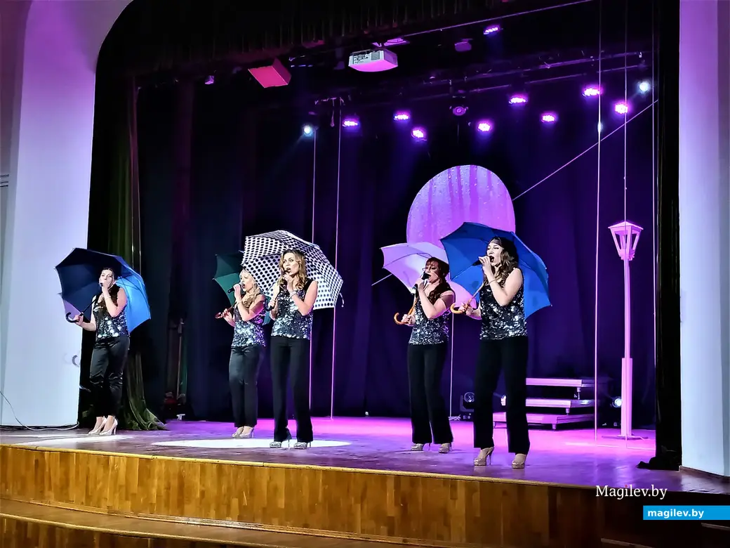 Концерт вокального ансамбля эстрадной песни «Встреча». Могилев, 25.11.2022 года.