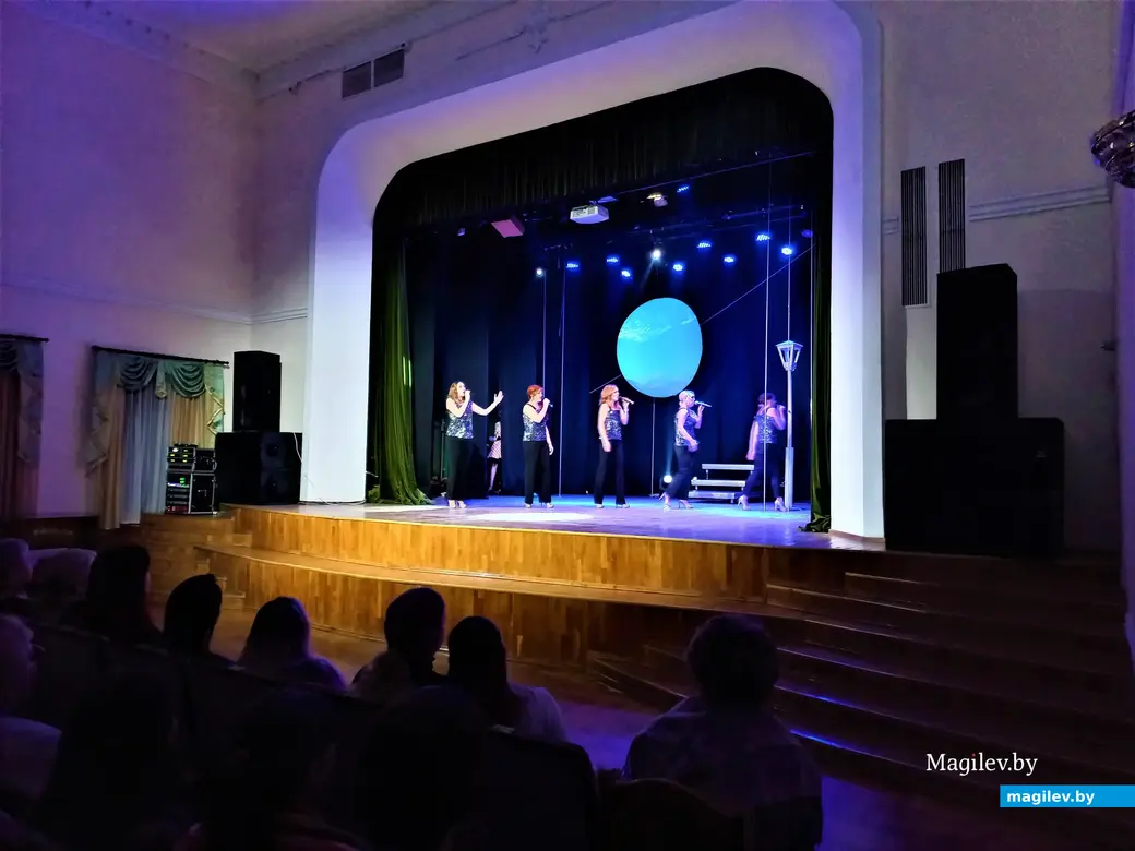 Концерт вокального ансамбля эстрадной песни «Встреча». Могилев, 25.11.2022 года.