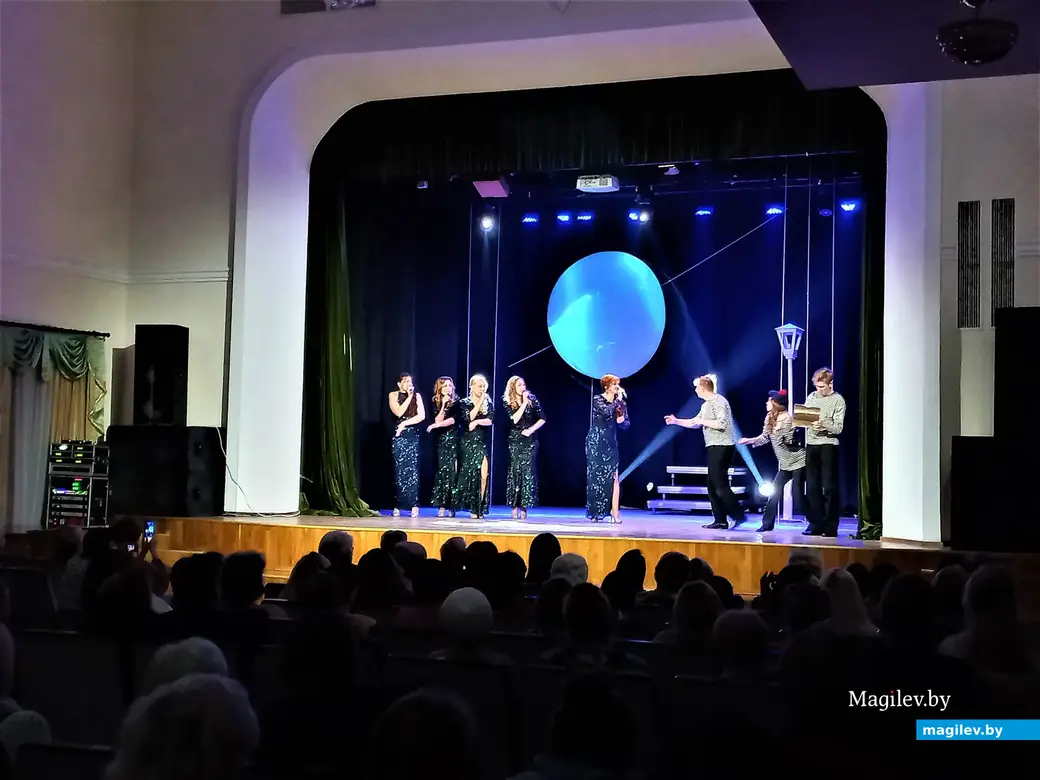 Концерт вокального ансамбля эстрадной песни «Встреча». Могилев, 25.11.2022 года.