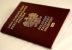 Почти три тысячи белорусов получили гражданство Польши в 2022 году