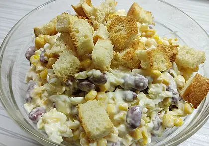 Готовим сами: салат с кукурузой и красной фасолью