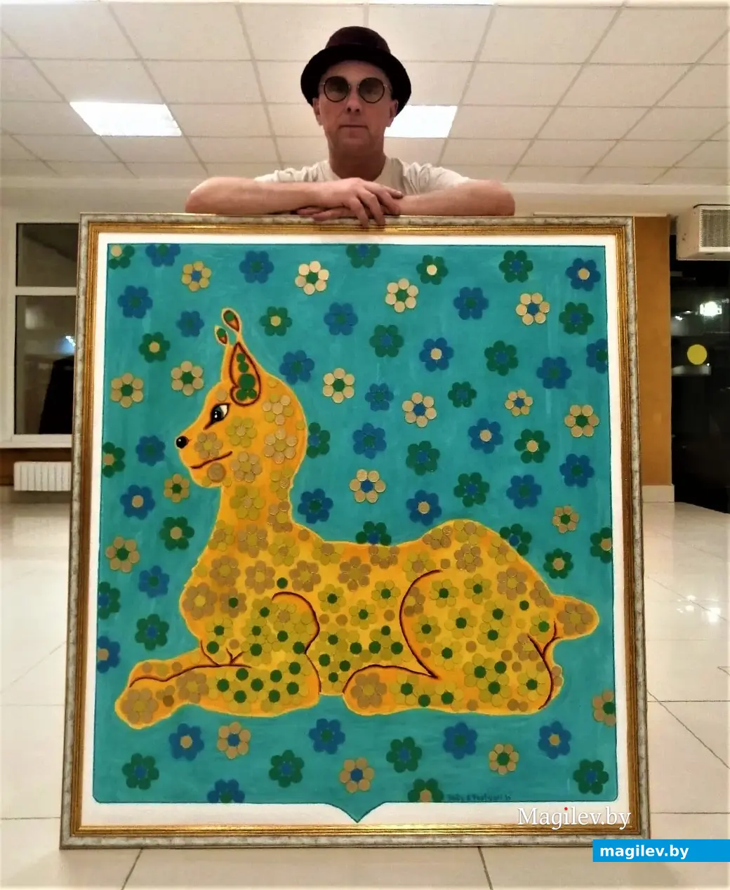 IV Международный фестиваль искусств «GomelFest». Вадис Красовский с монетной картиной герба Гомеля.