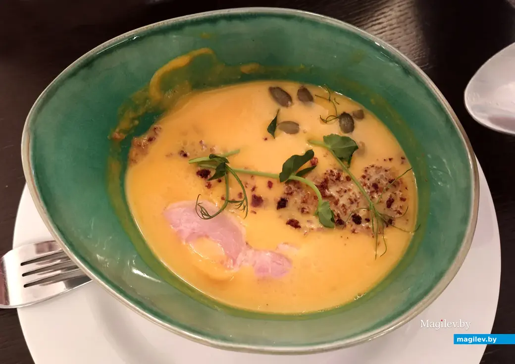 «Гастрофест» в Могилеве. Ноябрь 2022 года. Ресторанно-гостиничный комплекс Level 11. Крем-суп.