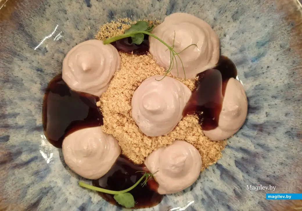 «Гастрофест» в Могилеве. Ноябрь 2022 года. Ресторанно-гостиничный комплекс Level 11. Десерт с сюрпризом.