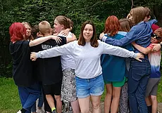 «Помогите понять, что происходит с ребенком, и как с ним разговаривать». О раннем подростковом возрасте рассказывает психолог