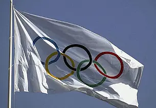 МОК оставил в силе санкции против российских и белорусских спортсменов