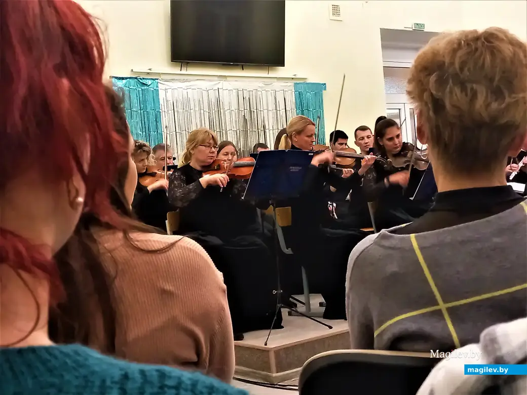 Концерт «Песни Белой Руси» в Могилевском медицинском колледже, 12.12.2022 года.