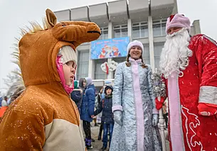 «Раньше просили один подарок, а теперь целый список»