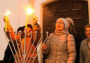«Разглашать всем чудо»: евреи Могилева празднуют Хануку