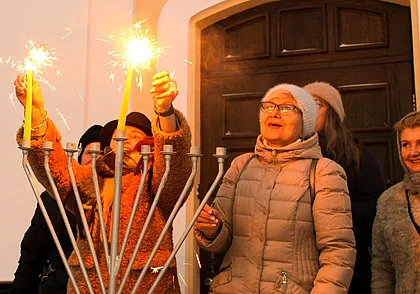 «Разглашать всем чудо»: евреи Могилева празднуют Хануку