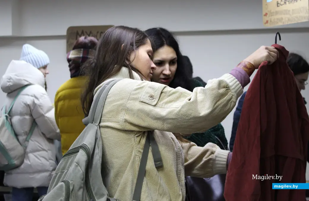 Фримаркет или бесплатная ярмарка в Могилеве. Декабрь 2022 года.