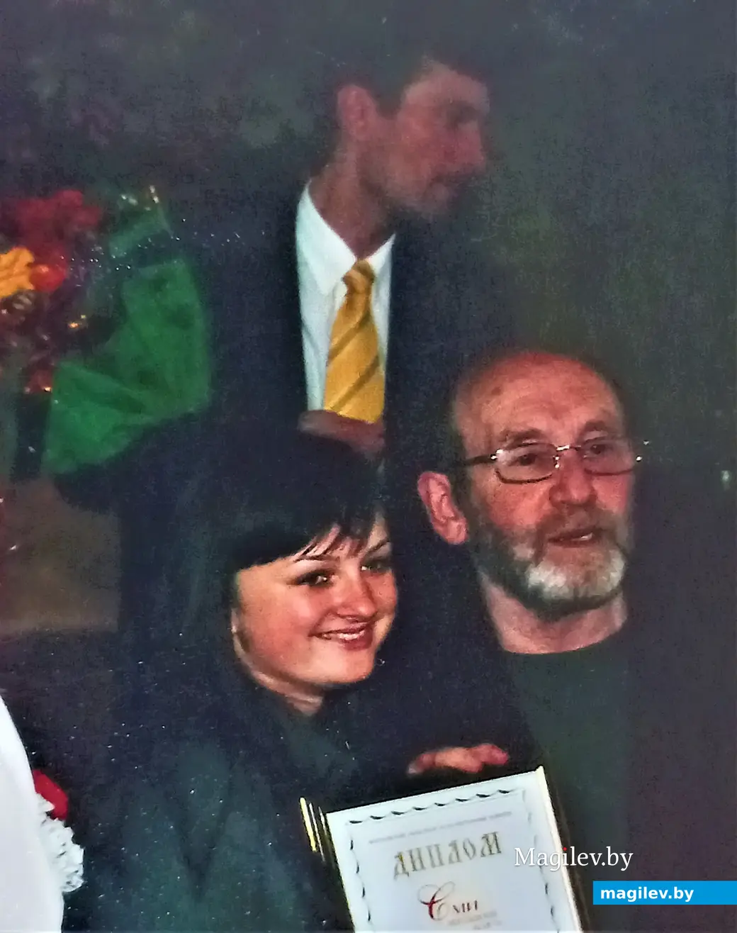 Наум Сандомирский (с бородой) на одном из праздников по случаю Дня печати. (Вверху – корреспондент «МВ» Дмитрий Прохоров). Могилев, 2000-е годы.