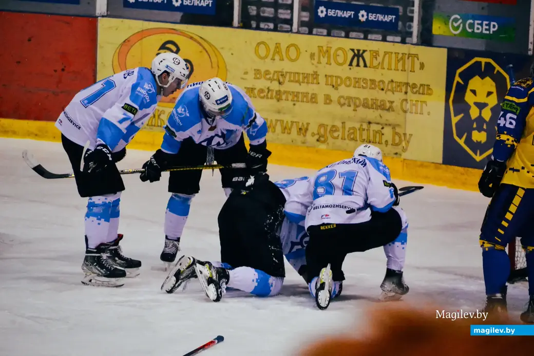 20.12.2022 состоялась первая встреча в двухматчевой серии между могилевскими хоккеистами и «Динамо Молодечно». Команды сыграли между собой 20-го декабря в рамках