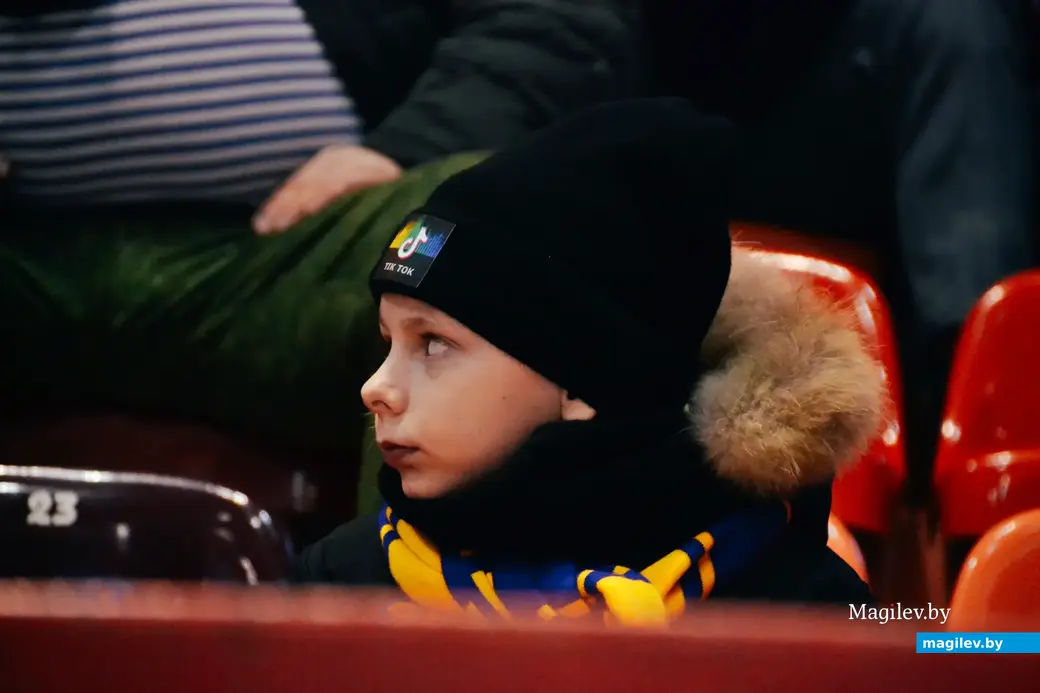 20.12.2022 состоялась первая встреча в двухматчевой серии между могилевскими хоккеистами и «Динамо Молодечно». Команды сыграли между собой 20-го декабря в рамках