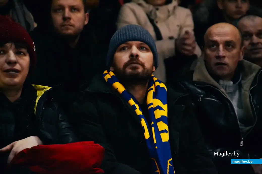 20.12.2022 состоялась первая встреча в двухматчевой серии между могилевскими хоккеистами и «Динамо Молодечно». Команды сыграли между собой 20-го декабря в рамках