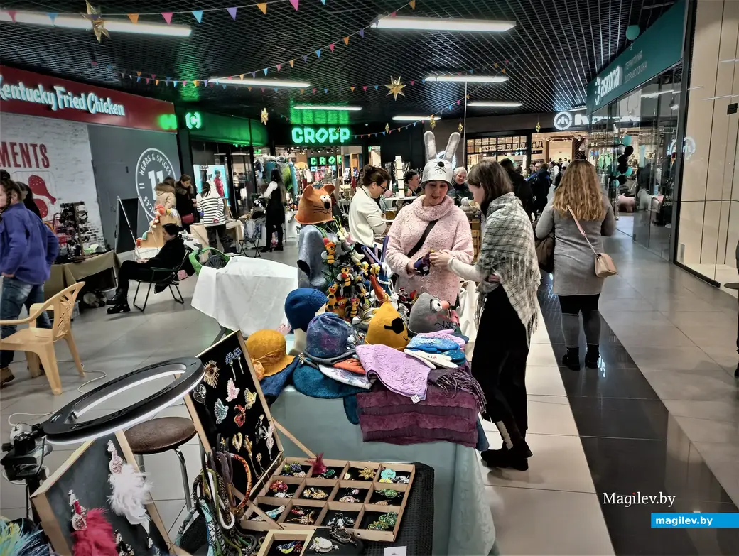 Ярмарка ремесленников «Klukva маркет». Могилев, торговый центр «Парк сити». 24.12.2022 г.