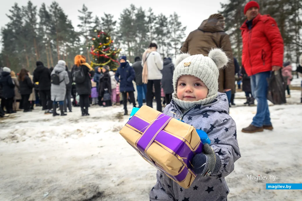 25.12.2022. Бобруйск. Открытие Усадьбы Деда Мороза в Центре ремесел поселка Глуша