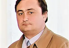 Интеллигентный, творческий и деликатный... Ушел из жизни поэт, педагог и журналист Виталий Евменьков