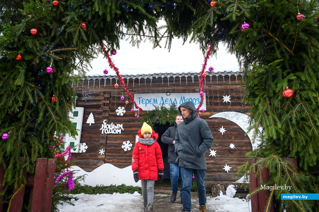 25.12.2022. Бобруйск. Открытие Усадьбы Деда Мороза в Центре ремесел поселка Глуша