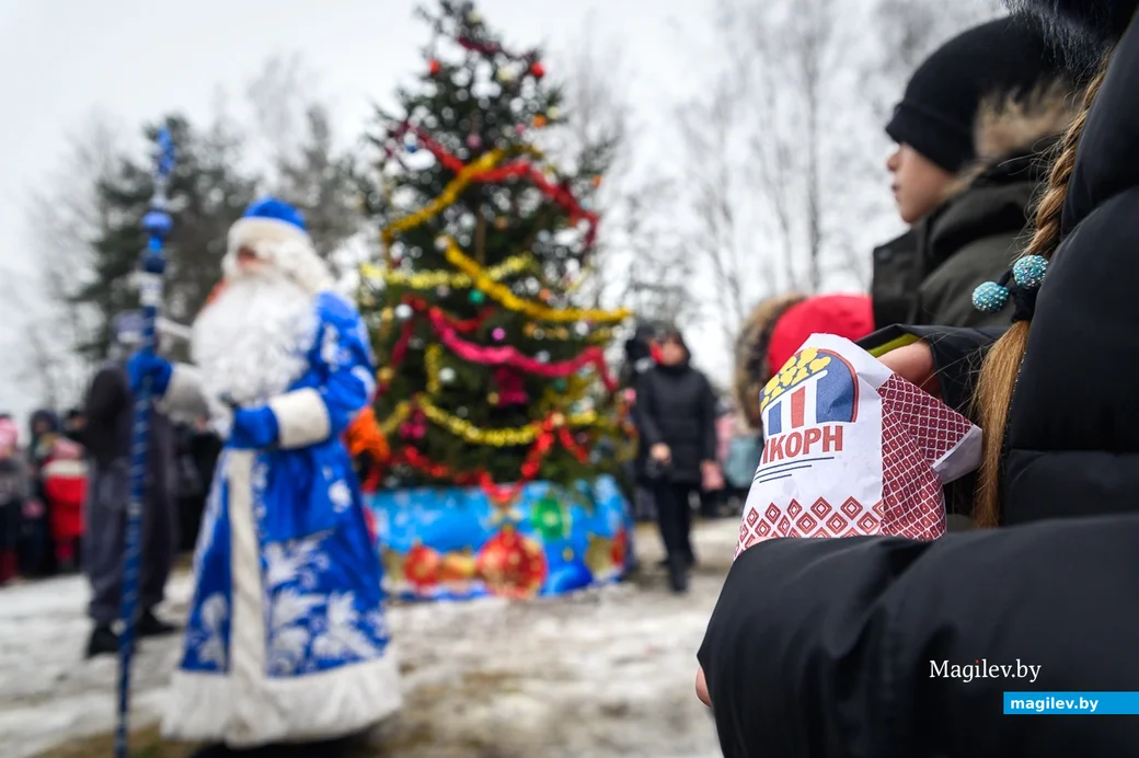 25.12.2022. Бобруйск. Открытие Усадьбы Деда Мороза в Центре ремесел поселка Глуша