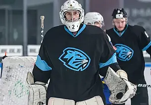 Хоккеисты бобруйского «Динамо-Шинника» с победы начали 2023 год в чемпионате МХЛ