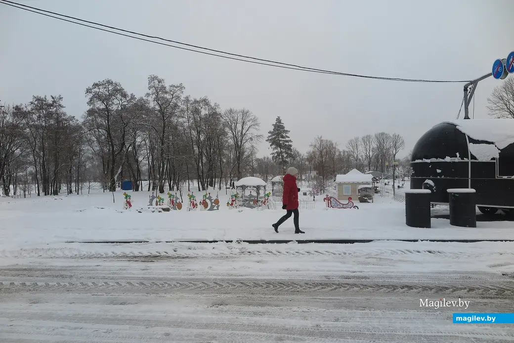 5.01.2023 г. Могилев, парк Подниколье. В город вернулась зима