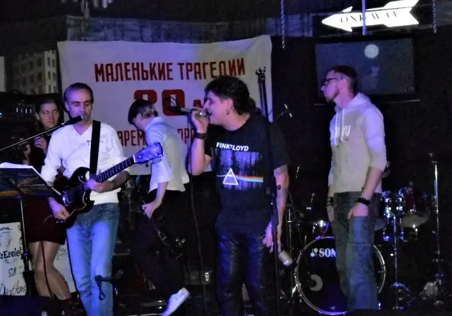 Однажды в Могилеве. Из Дунькиного клуба  – в кукольный театр, потом в ДК ЖД и обратно