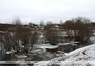 Талые воды подтопили участок дороги в Могилевском районе
