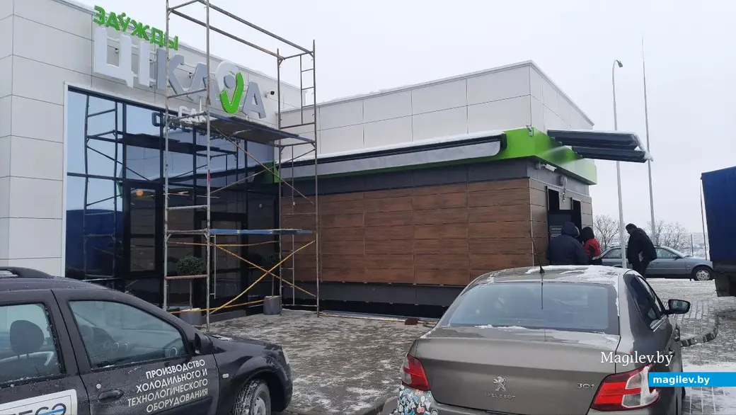 Январь 2023 г. После полугода реконструкции АЗС на Карла Маркса в Могилеве наконец-то открывают