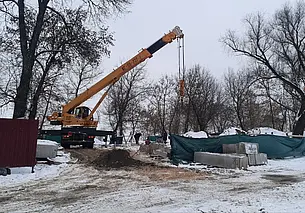 На городском пляже в могилевском Подниколье развернулась стройка