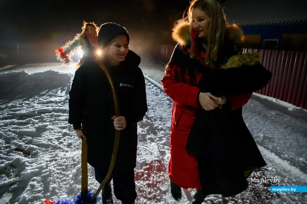 13.01.2023. Пятровічы - Мартынаўка - Мачулкі, Бабруйскі раён. Каза-Мікіта з маці Вольгай. Удзельнікі