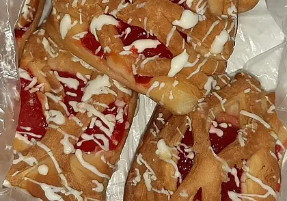 В Беларуси введен запрет на реализацию пирожного «Медовое» российского производства