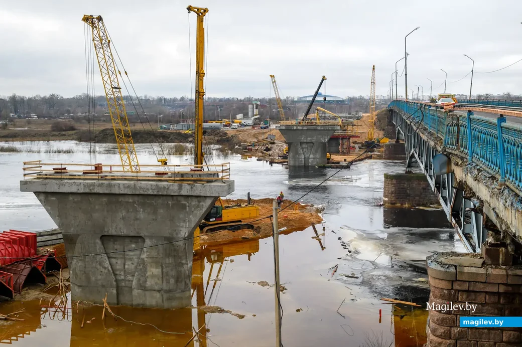 20.01.2023. Бобруйск. Титовский мост. Строители нового Титовского моста столнулись с неожиданной