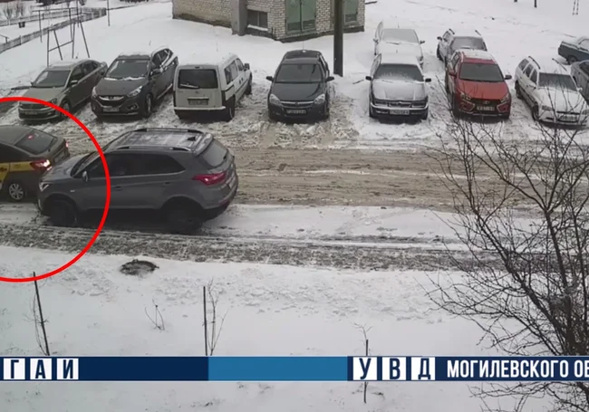 Таксист задел чужое авто, подождал водителя, но решил ему не признаваться