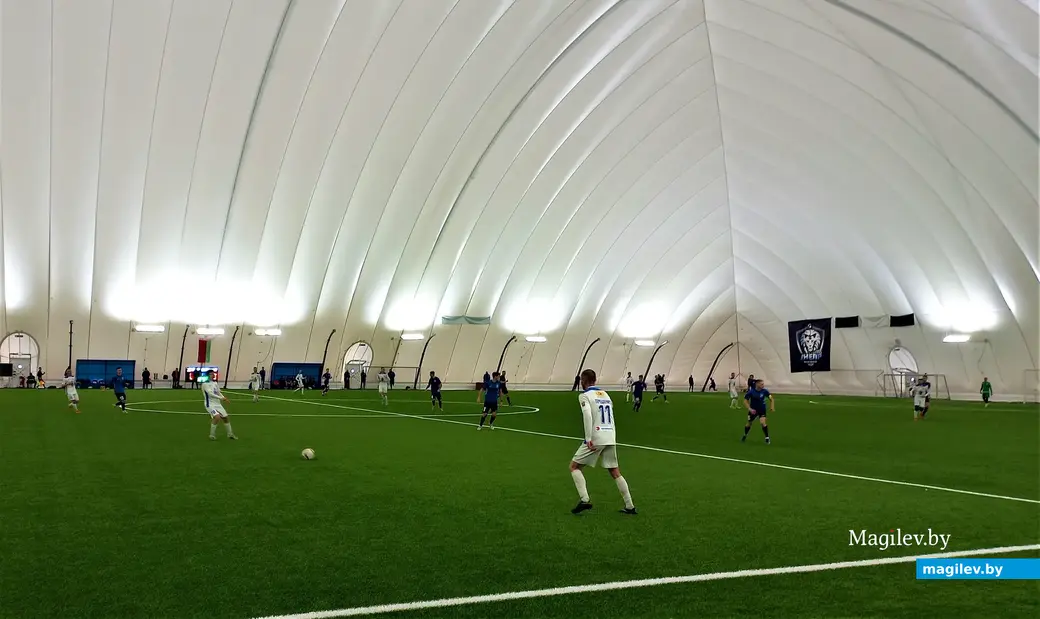 Фрагмент игры «Днепр» – «Витебск». Могилев, крытый футбольный манеж, 28.01.2023 года.