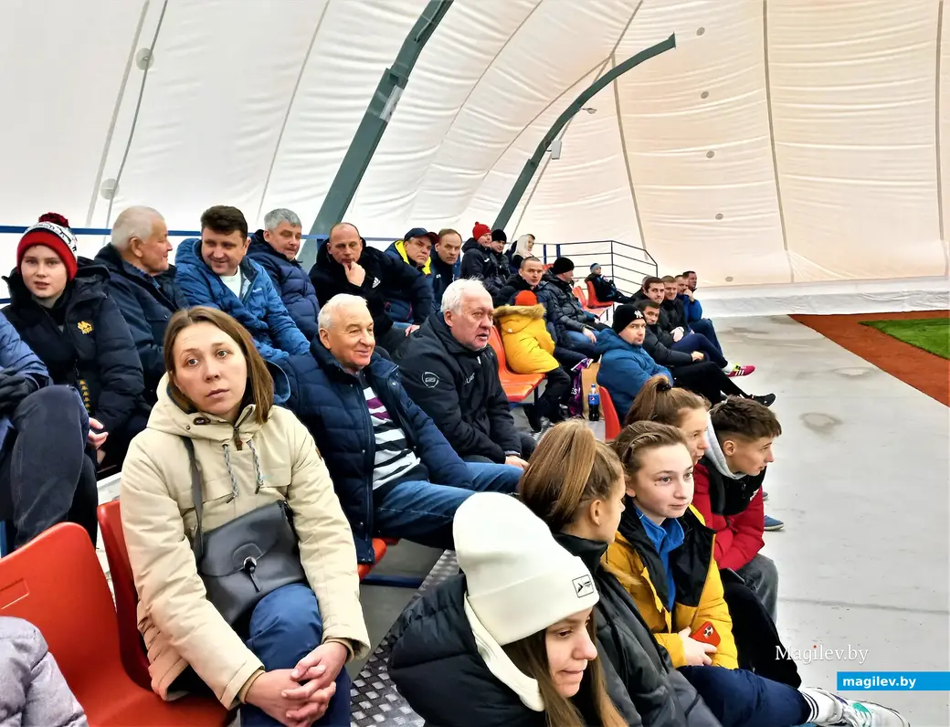 «Днепр» – «Витебск». Свободных мест не наблюдается. Могилев, крытый футбольный манеж, 28.01.2023 года.