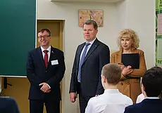 Встреча с молодыми педагогами, исследователи из Пудовни и турнир по атлетизму: обзор СМИ за минувший день