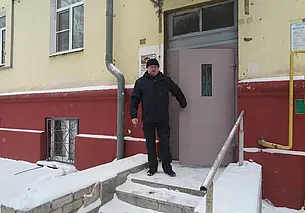 «Титана хватало на двух человек: помылся – и брысь!»