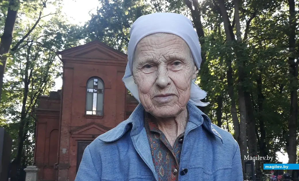 Лето 2022 г. Могилев, Польское кладбище. Ирина Шлякова.